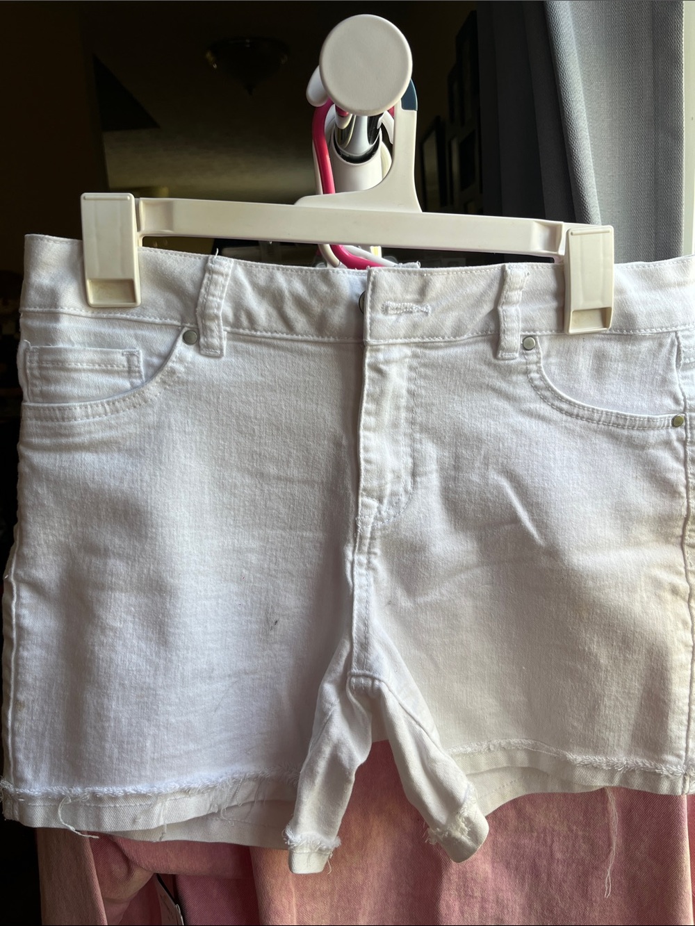 d. jeans White Women's Denim Shorts - Classic Summer Staple